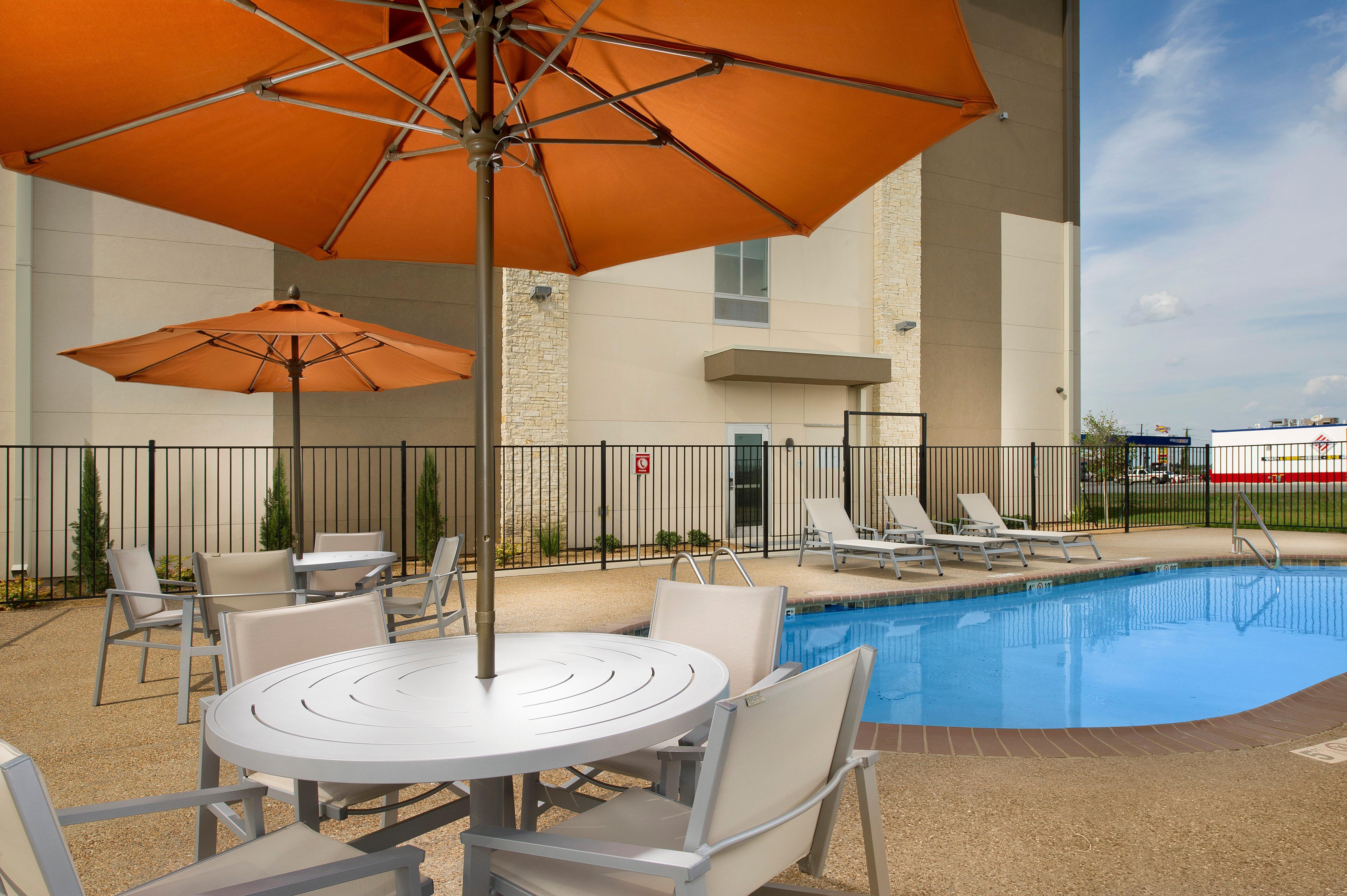 Holiday Inn Express & Suites Bay City By Ihg Eksteriør bilde