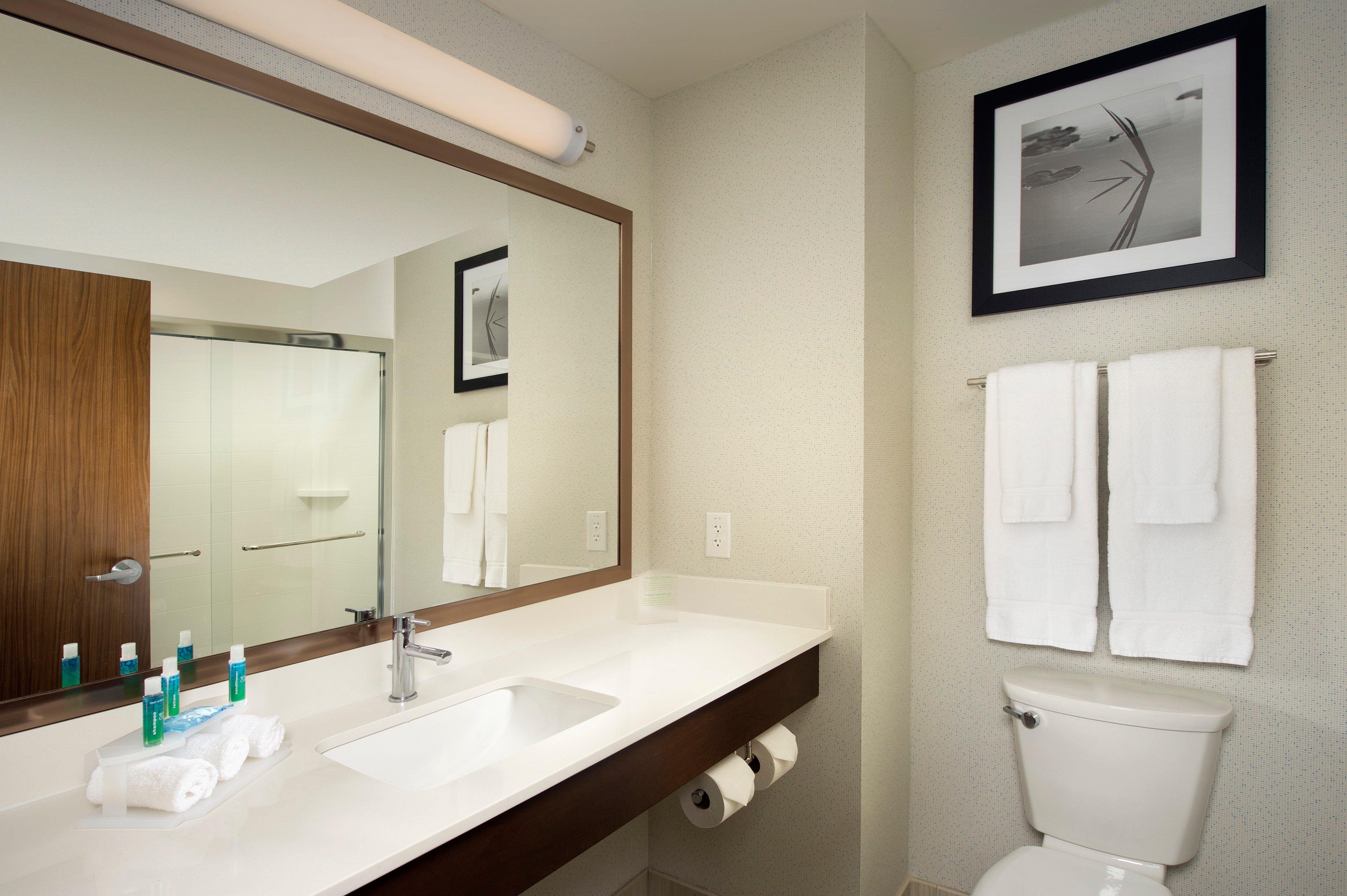Holiday Inn Express & Suites Bay City By Ihg Eksteriør bilde